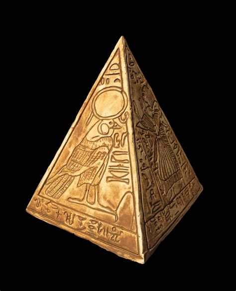 pyramidion kolikkopeli|Benben .